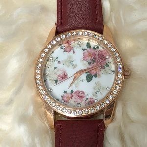 💥PRICE DROP💥Floral watch with accent stones